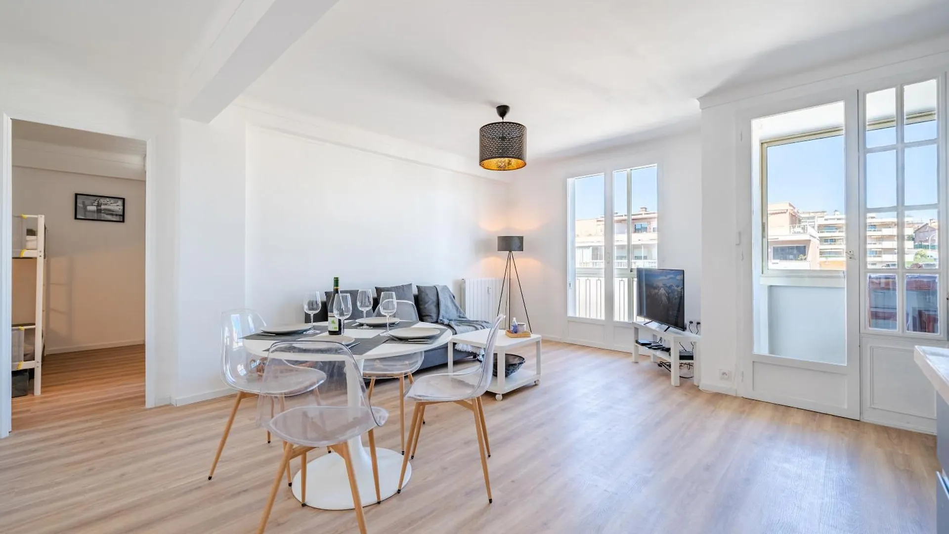 Apartment Appartement A 100M De La Plage, Climatise Cagnes-sur-Mer