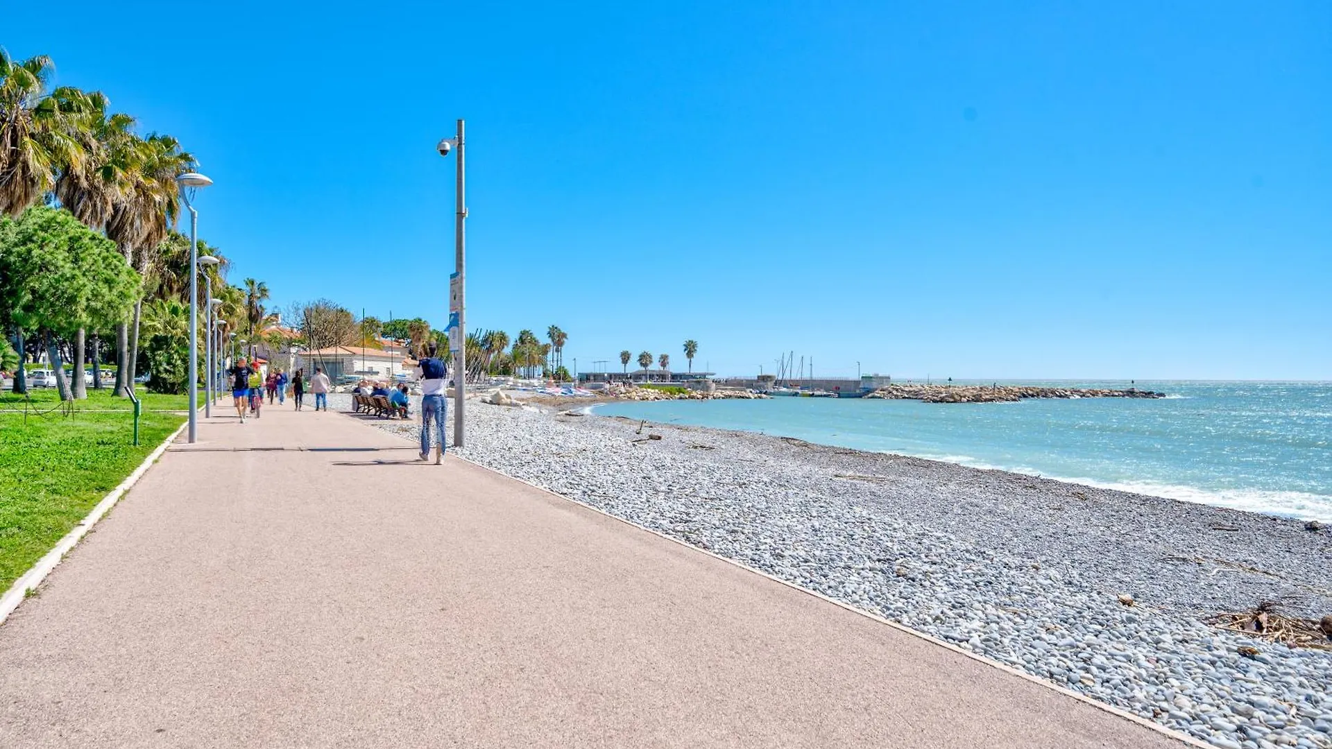 Apartment Appartement A 100M De La Plage, Climatise Cagnes-sur-Mer France